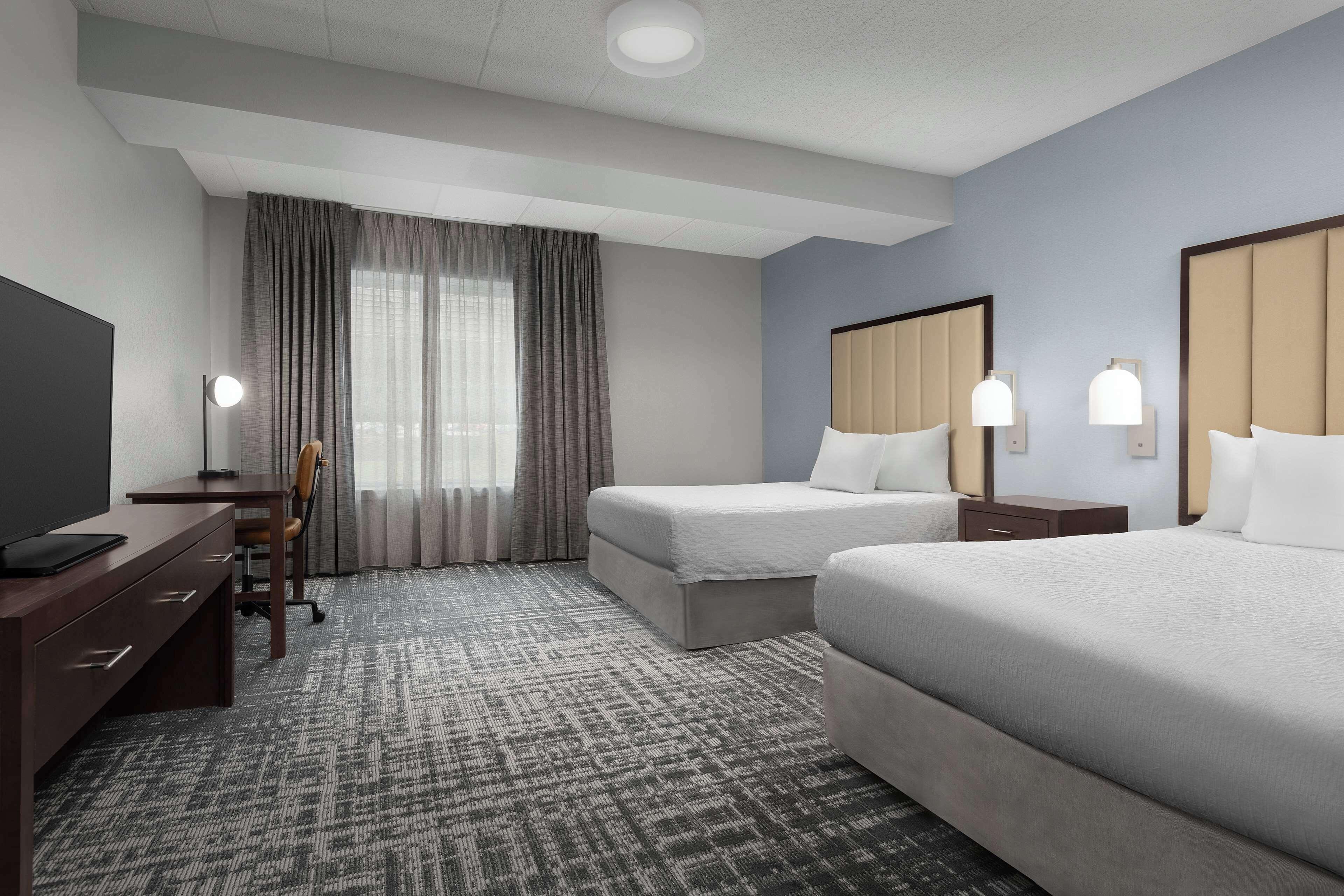 Two-Bedroom Suite,1580159843:JPEG